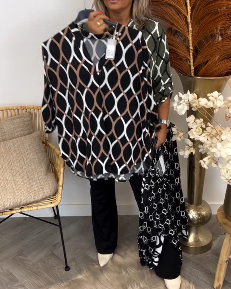 Laurel – Blouse with Graphic Print