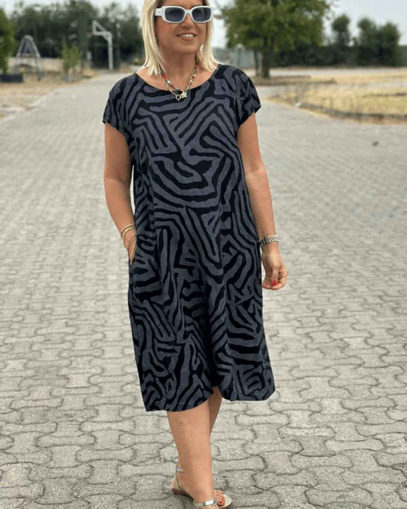 Nelia™ – Summer Dress with Round Neck and Beautiful Print