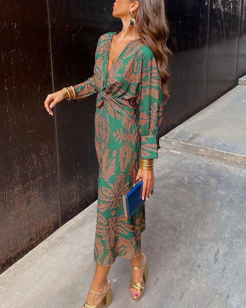 Dineke - Elegant long sleeve dress with floral print