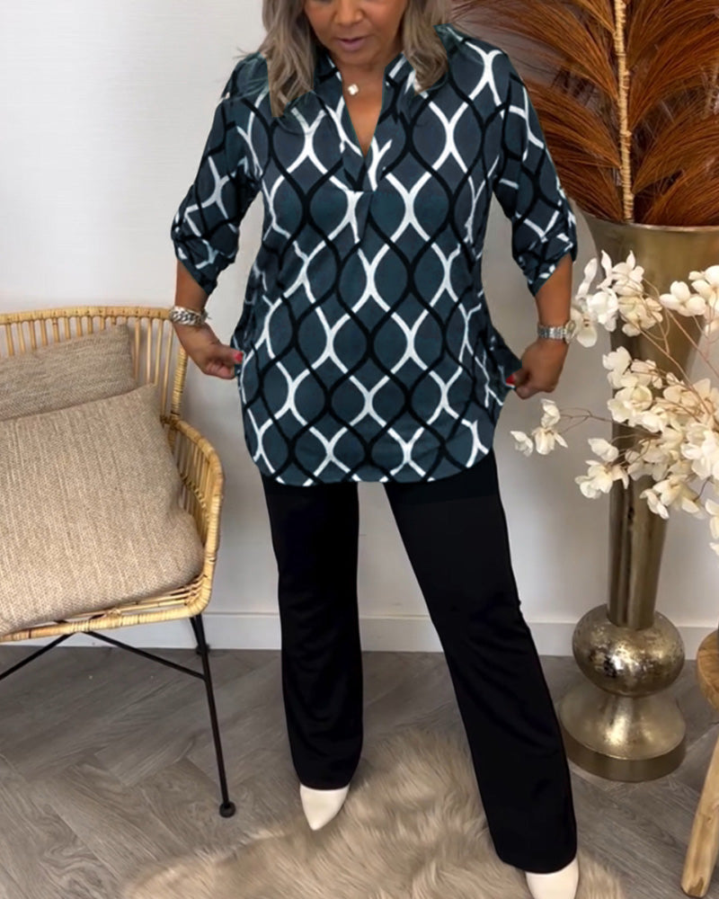 Laurel – Blouse with Graphic Print