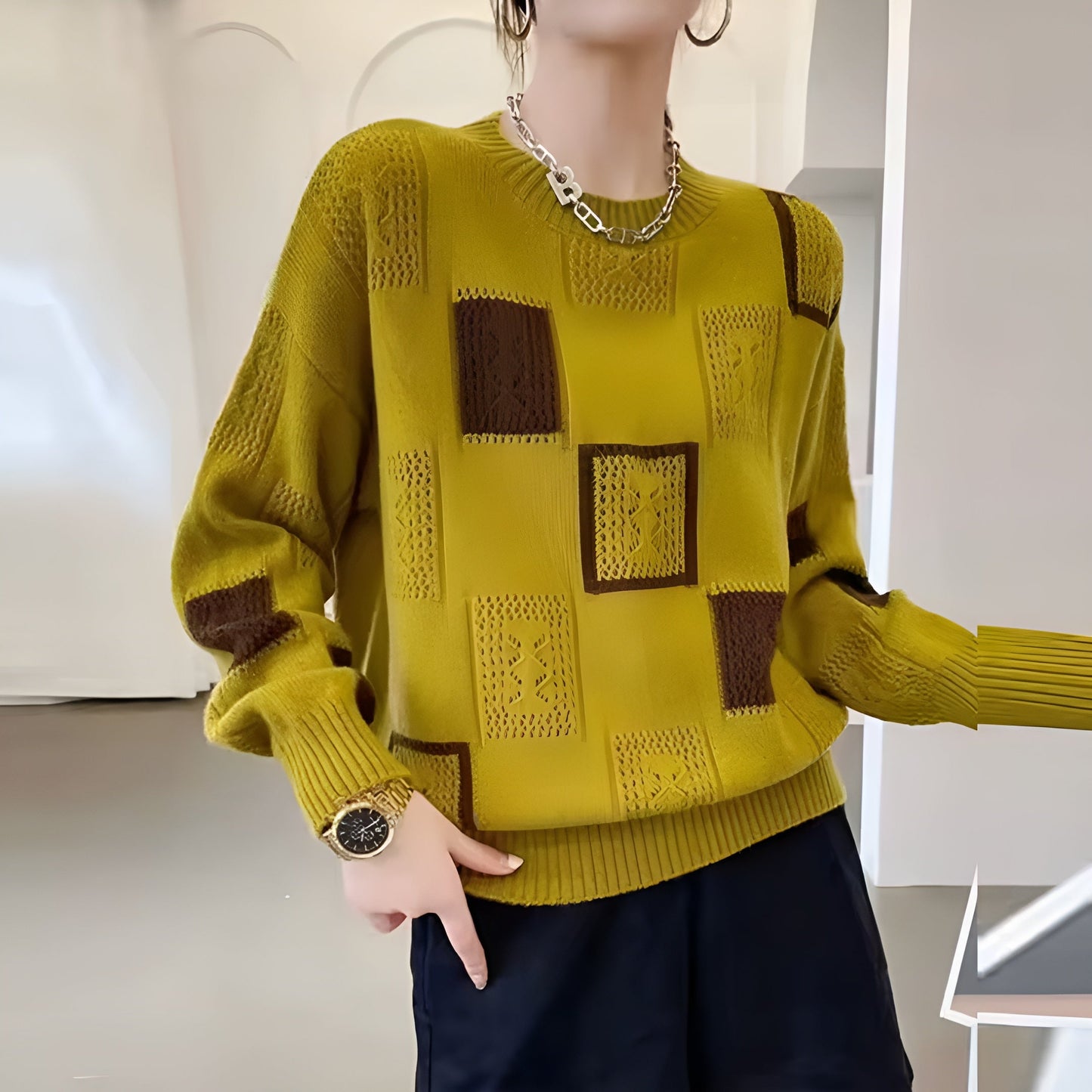 Reyana™ | Flattering Timeless Sweater