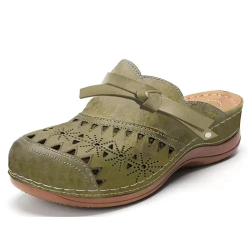 Lya CloudWalk Orthopaedic Comfort Clogs