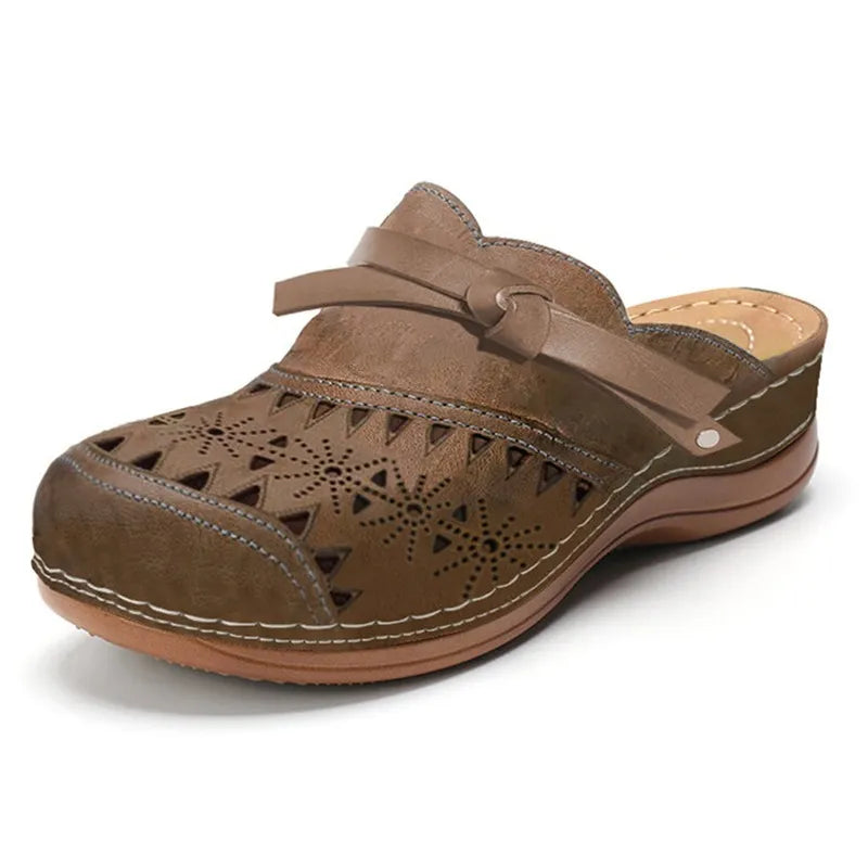 Lya CloudWalk Orthopaedic Comfort Clogs