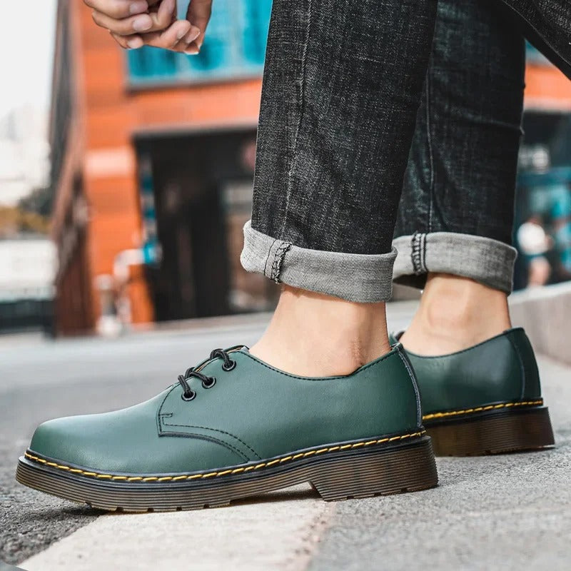 Martens | Elegant short shoes