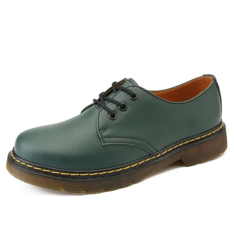 Martens | Elegant short shoes